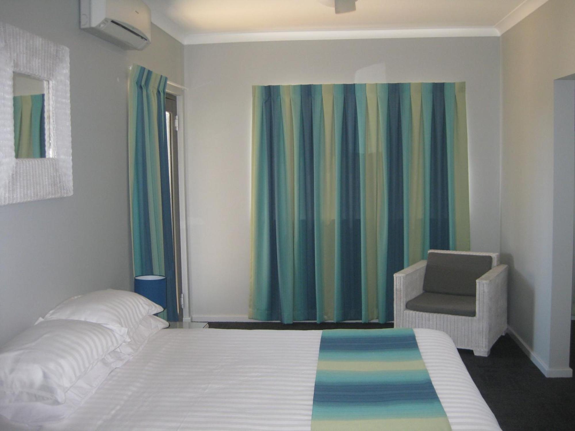 Centrebreak Beach Stay Green Head Екстериор снимка