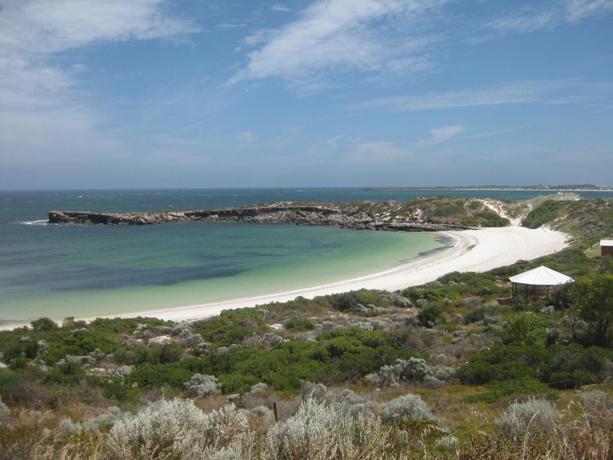 Centrebreak Beach Stay Green Head Екстериор снимка