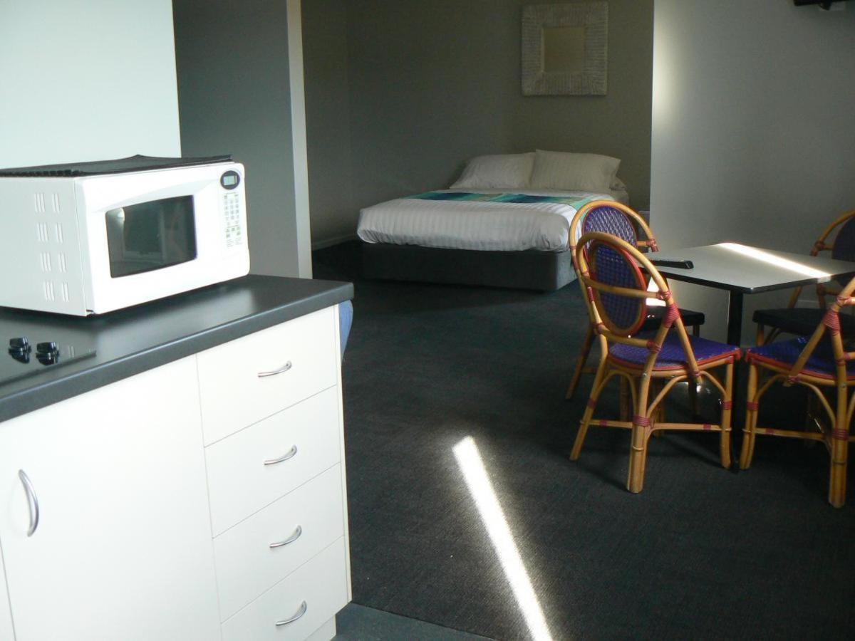 Centrebreak Beach Stay Green Head Екстериор снимка