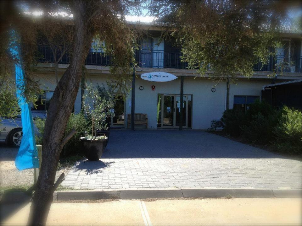 Centrebreak Beach Stay Green Head Екстериор снимка