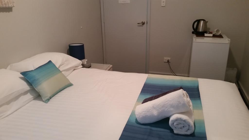 Centrebreak Beach Stay Green Head Екстериор снимка