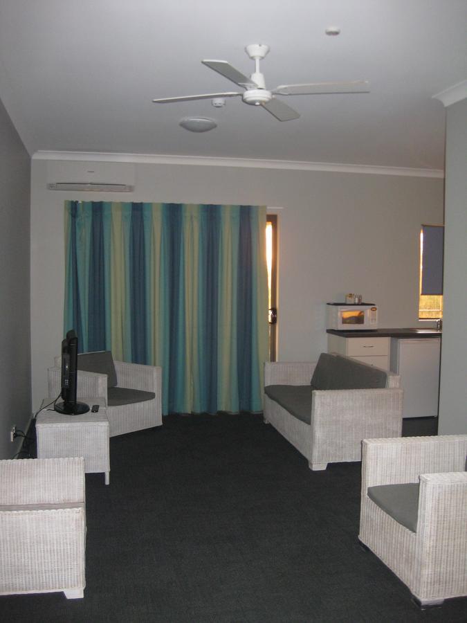 Centrebreak Beach Stay Green Head Екстериор снимка